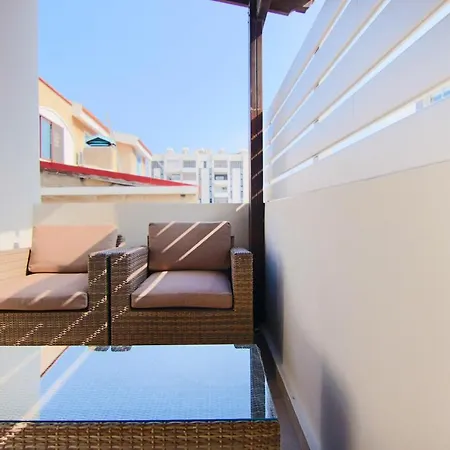 Phaedrus Living View Luxury Flat Harbour 04 Λάρνακα