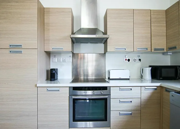 Phaedrus Living View Luxury Flat Harbour 04 * Larnaca